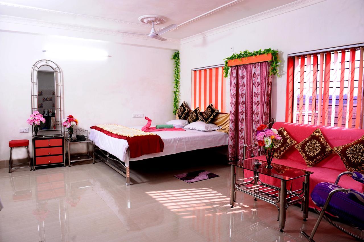 Jayanti Hotel Tarapith Bagian luar foto
