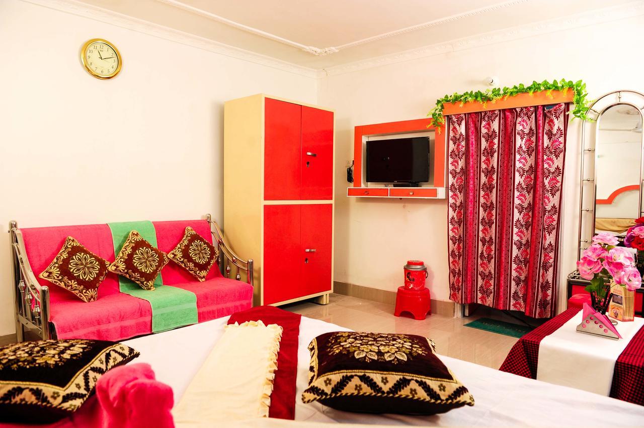 Jayanti Hotel Tarapith Bagian luar foto