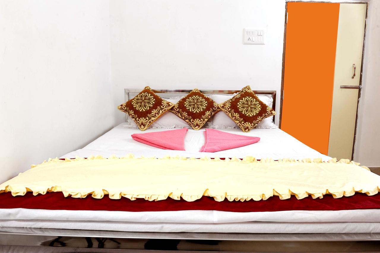 Jayanti Hotel Tarapith Bagian luar foto